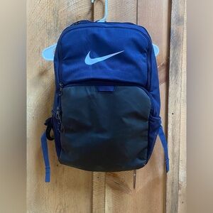 Nike Brasila 9.5 Training Backpack 30L Navy Blue DM3975-410 Pockets Zippers